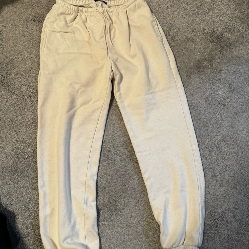 off white brandy Melville sweatpants